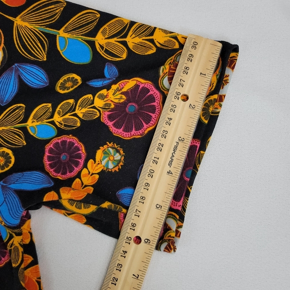 NOT FOR SALE Lularoe Perfect T Shirt Top Sz L - Picture 8 of 12